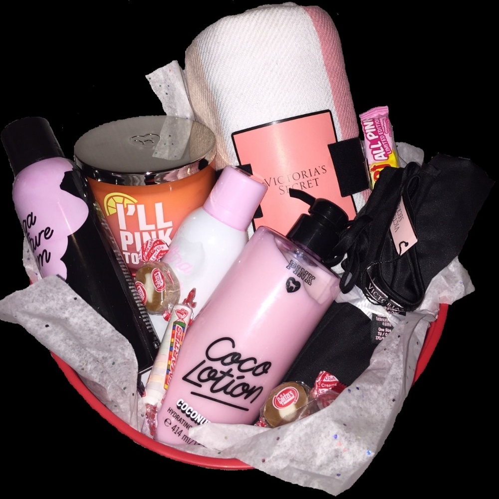 PINK Victoria's Secret CoCo Loco Basket